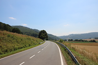 Wesertal zwischen Bodenwerder und Rühle, Blick nach Süden