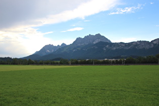Südrand von St. Johann, Blick zum Wilden Kaiser …