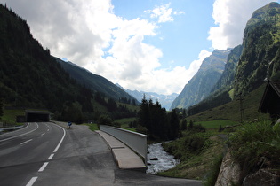 Brücke über den Felberbach, Blick talaufwärts