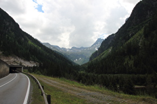 Blick talaufwärts Richtung Talschluss