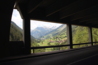 am Übergang vom Tunnel in die Galerie, Blick talaufwärts zum Maurerkamm