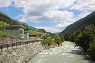 unterhalb der Mündung Blick flussabwärts