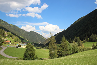 in Prägraten, Blick talabwärts auf Wallhorn