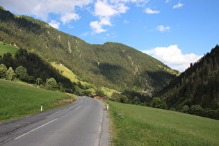 Blick talabwärts über Bobojach in die Iselschlucht, …