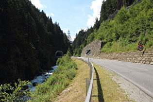 Talenge zwischen Plon und Zotten, Blick zum Mellitztunnel