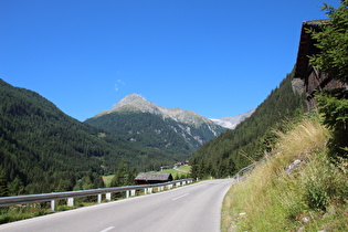 Blick über Erlsbach auf das Almerhorn