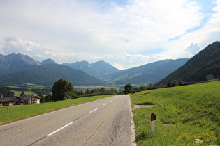 zwischen Ober- und Niederrasen, Blick talabwärts ins Pustertal …