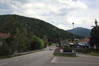 … und Blick über die Brücke nach Niederrasen