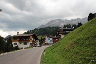 in Arabba, Blick auf die Gruppo del Sella