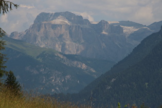 Zoom auf den Piz Ciavazes in der Gruppo del Sella