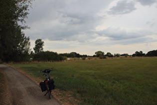 Umkehrpunkt, Ende der Fahrt auf dem Uferradweg, Blick Richtung Winzlar