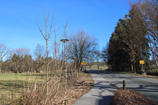 Beginn des Anstiegs nach Silberborn am Ostrand von Neuhaus