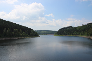 Blick von der Hauptstaumauer über den Okerstausee