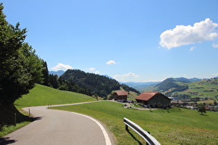 Blick nach Süden über Entlebuch (LU) ins Tal der Kleinen Emme