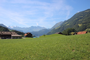 in Kaiserstuhl, Blick nach Süden über den Lungernersee auf die Nordflanke der Berner Alpen