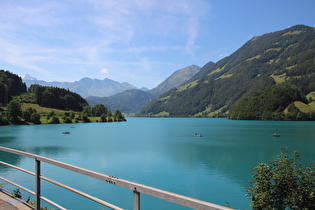 Blick vom nördlichen Ostufer auf den Lungernersee