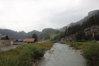 … und Blick flussabwärts