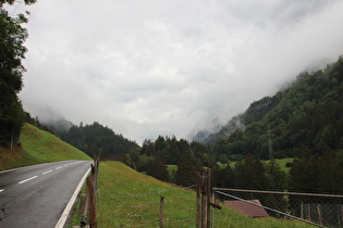 hinter jedem Tunnel sieht die Landschaft anders aus – Gadmertal, Blick talaufwärts