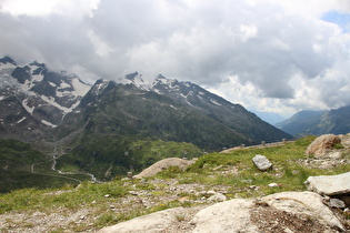 Blick talabwärts auf Taleggligletscher, Giglistock und Gigligletscher …