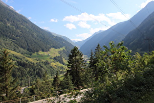 unteres Ende des Meientals, Blick ins Reusstal talaufwärts