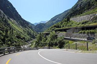 Blick talaufwärts vom Abzweig der Veloroute