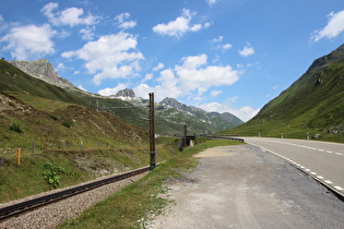 oberer, flacherer Teil des Oberalptals, Blick bergauf