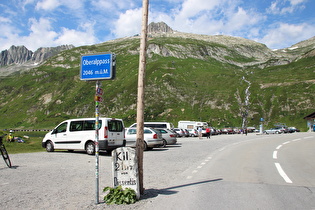 … und Blick nach Norden auf den Hinter Fellibach und den Schneehüenerstock