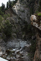 der Medelser Rhein in der Medelserschlucht, Blick flussabwärts …