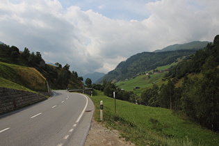 … und das talaufwärts weitere Val Medel