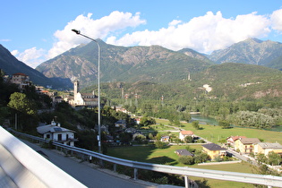 … und Blick nach Norden auf den Toce flussaufwärts