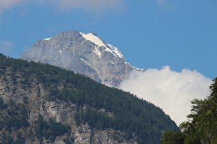 … Zoom auf das Fletschhorn am Horizont, …