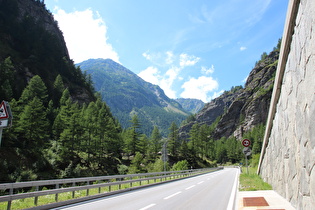 Gondoschlucht, nahe dem oberen Ende, Blick talaufwärts