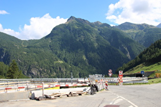 Alte Siplonstrasse, unteres Ende, Blick talabwärts …