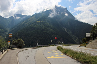 … und Blick ins Nessultal und auf Äreshorn und Glishorn