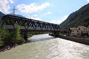 … und Blick flussabwärts