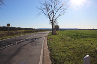 Westrand von Döteberg, Blick auf Kirchwehren …