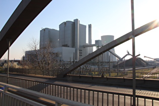 … und Blick auf das Gemeinschaftskraftwerk Hannover