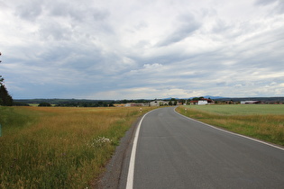 … und Blick über Allrode nach Nordwesten zum Hochharz