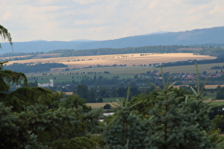 Zoom auf Wurmberg und Brocken