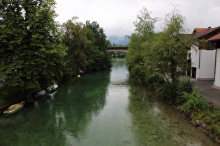 die Mangfall, Blick flussaufwärts zum Tegernsee …