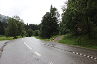 nach Überquerung der Passhöhe Blick nach Norden