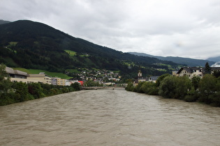 der Inn in Schwaz, Blick flussaufwärts …