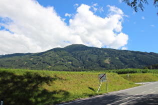 Südrand von Lans, Blick zum Patscherkofel