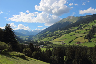 Blick von der Jaufenpassstraße ins Ridnauntal …