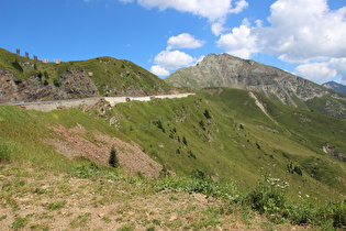 Abfahrt auf der Westrampe, Blick bergauf …