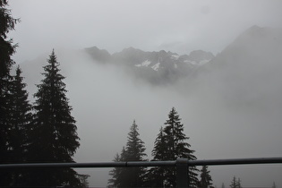 Blick auf v. l. n. r. Cima di Scarpacò, Cima Denza und Cima d'Amola