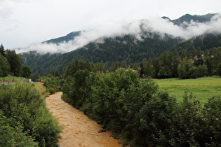 … und Blick flussabwärts