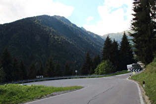 Blick über die 4. Kehre ins Val Nambrone