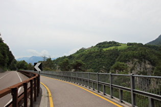 … und Blick talaufwärts