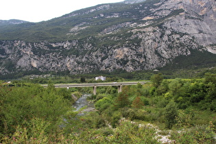 … und Blick flussabwärts